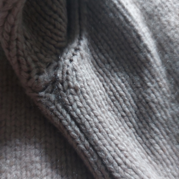 Brunello Cucinelli cashmere knit sweater. Zipper detail on back. Taupe tan M - Picture 4 of 14